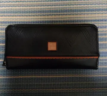 새상품 시빌라 라운드 지퍼 장지갑