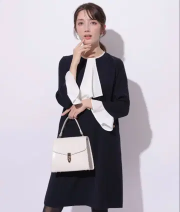 [ 미사용 새상품 ] Apuweiser-riche 미디 원피스