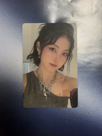 IS:SUE 회장 한정 참여상 YUUKI 트레이딩 카드