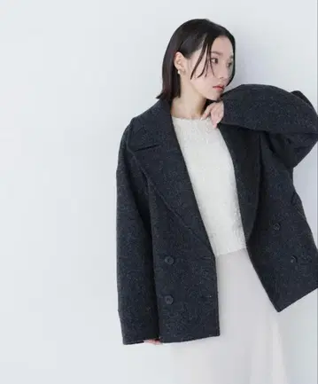 NATURAL BEAUTY BASIC 울리 형태 하프 코트