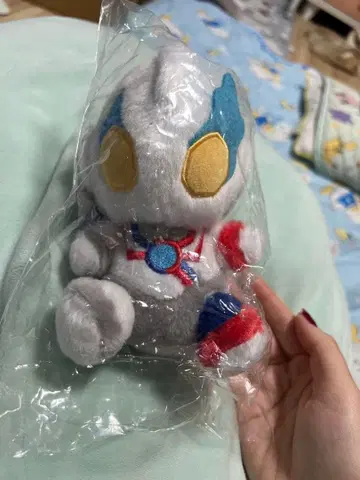 울트라맨 블레이저 후와누이 폭신폭신 앉은 봉제 인형