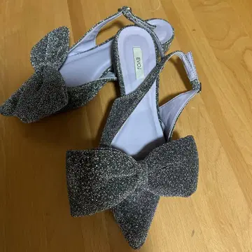 EVOl 글리터 리본 하이힐 펌프스