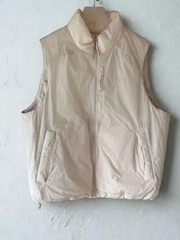 새상품급 MUJI 발수 세탁 가능한 솜 워킹 베스트 L