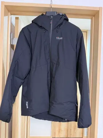 새상품급 Tilak 스바루버드 자켓 SVALBARD JACKET M
