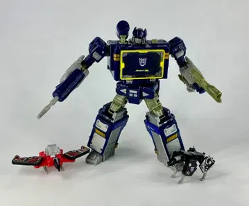 트랜스포머 WFC-14 사운드웨이브