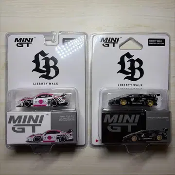 MINI GT Nissan Silvia S15 auto finesse