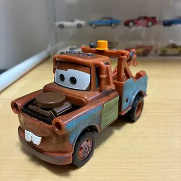 타카라토미 카즈 말하는 대시 메이터