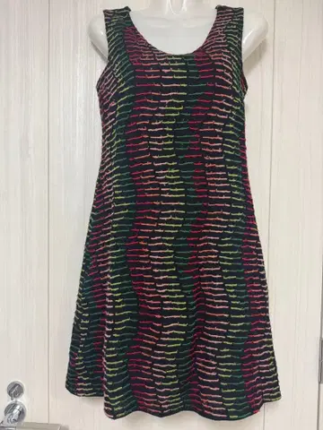 Sybilla 울 100% 슬리브리스 무릎 기장 원피스 튜닉