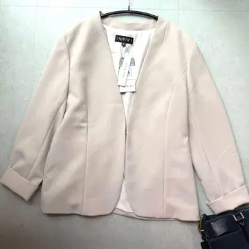 택 포함 미사용품 INDIVI UV 하이 스트레치 노카라 자켓