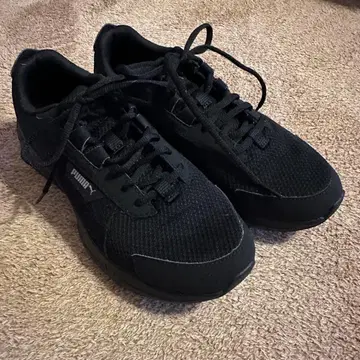 PUMA 스니커즈 블랙 25.5cm