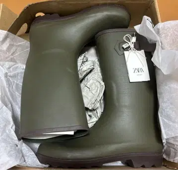ZARA 올리브 그린 레인부츠 38