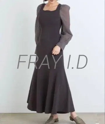 [ FRAY I.D ] 오간자 슬리브 스퀘어 니트 원피스 롱 원피스