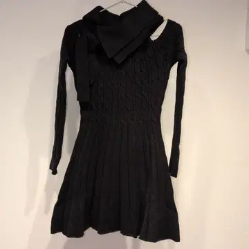 블랙 케이블 짜임 긴팔 미니 원피스