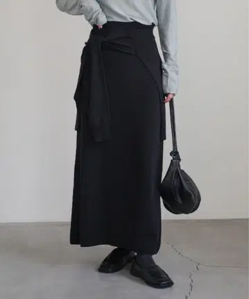 select MOCA 레이어드 니트 스커트 블랙