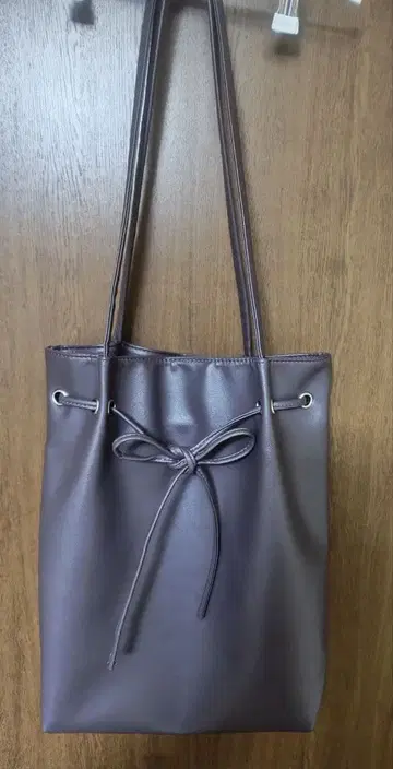 다크 브라운 복조리형 숄더백