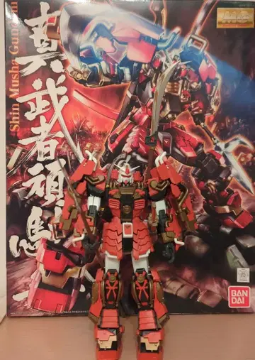 BANDAI 신무자 건담 가동식 피규어