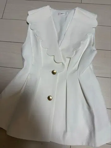 [ 새상품 ] trefle+1 스캘럽 베스트