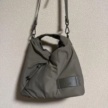 새상품급 nouer  나일론 숄더백