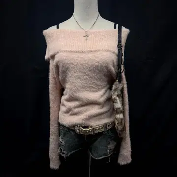 헤이세이 갸루 y2k 그런지 오프숄더 니트 샤기 핑크 공주 갸루