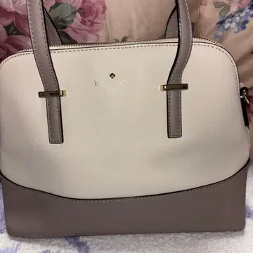 미사용품 kate spade 핸드백 크림/그레이