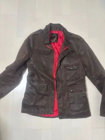 브라운 가죽 자켓 밀리터리풍