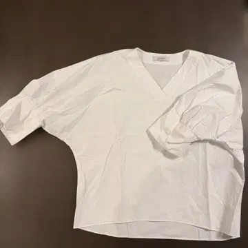 ADORE V넥 5부 소매 셔츠 블라우스