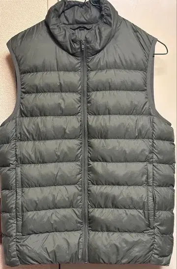 무인양품 올리브 그린 다운 베스트 S 사이즈