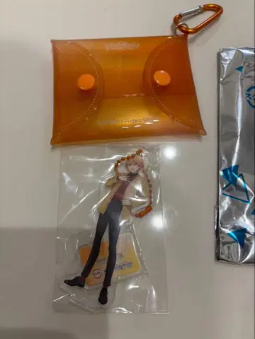 오렌지 파우치 & 아크릴 키링 세트