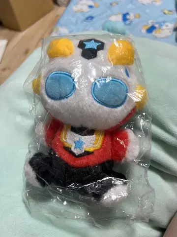 울트라맨 타이타스 후와누이 복슬복슬 앉은 봉제 인형