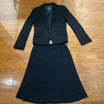 Reflect 블랙 스커트 수트 상하의