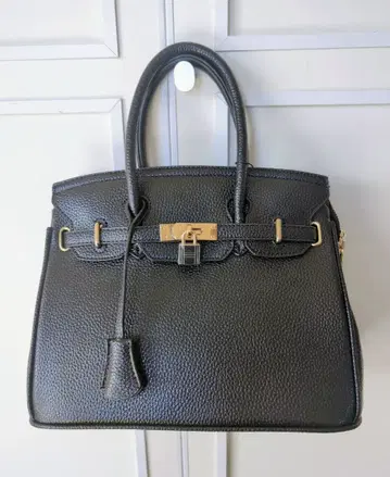 [ 새상품급 ] 카데나 2WAY 백 노브랜드 블랙 A4 주름