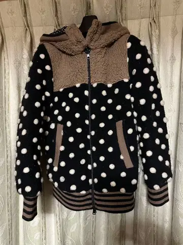 [ 새상품급 ] 플라보아 리버서블 물방울 패턴 다운 자켓