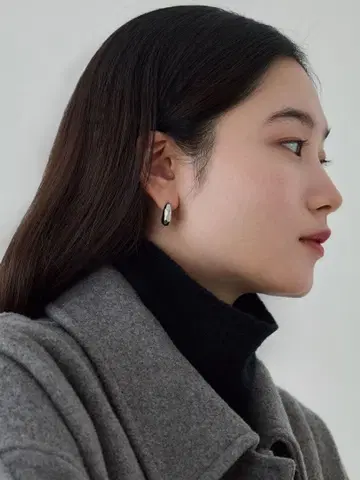 crewre 크루레 글로시 페블 귀걸이 실버