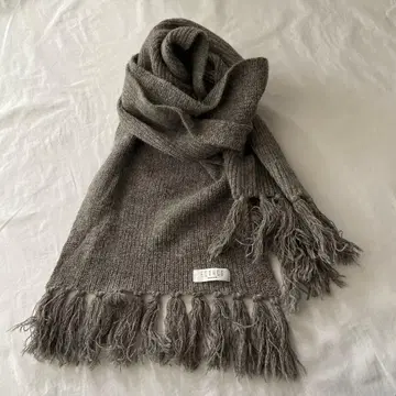 RENOWN 프린지 니트 머플러
