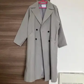 MAISON BREEZE 그레이 더블 브레스트 롱 코트