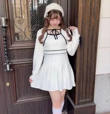 evelyn 바이컬러 플레어 OP 화이트