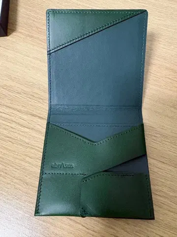 아브라사스 캐시리스 지갑 그린
