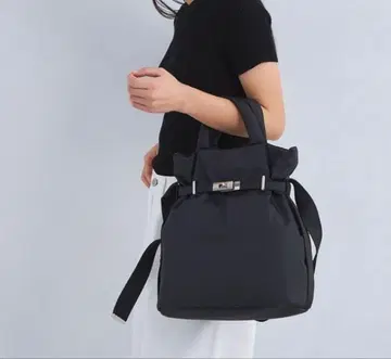 그린 레이블 릴랙싱 패디드 벨트 숄더 토트백