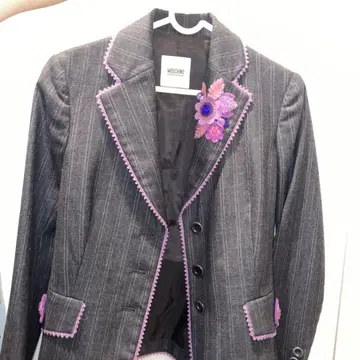 모스키노의 저렴하고 시크한 테일러드 자켓