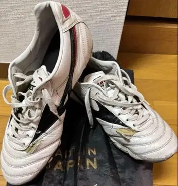 모렐리아 25.5cm 축구 스파이크 미즈노 상자&주머니 포함