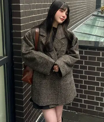 Ada. 글렌체크 더블 숏 기장 자켓 코트