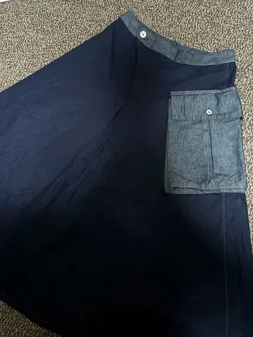 팔라스 팰리스 플레어 스커트