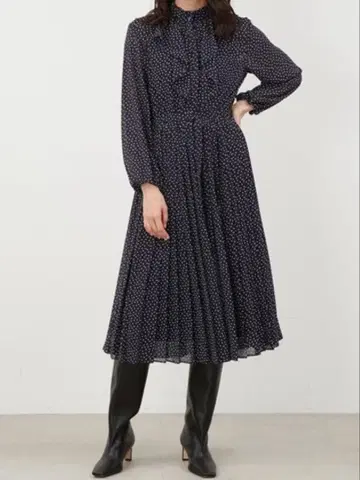 [ 미라 오웬 ] 도트 무늬 플리츠 원피스 0 사이즈 새상품급