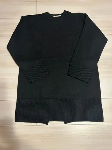 BRAGMENT 블랙 슬릿 니트 스웨터 긴팔