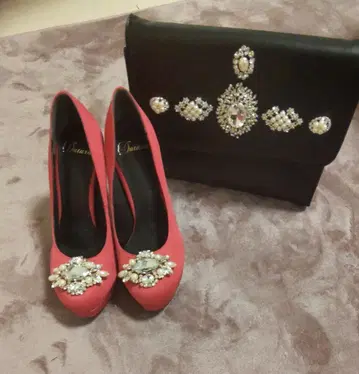 미사용 새상품 다투라 비쥬 펄 펌프스 립 서비스 비쥬 펄 백