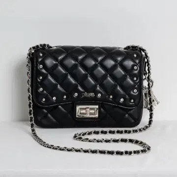 pium 참 포함 퀼팅 미니 숄더 블랙