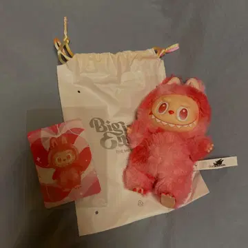 라부부 LABUBU Big into Energy LOVE