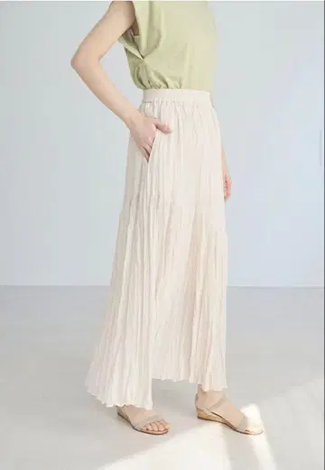 [] 플리츠 스커트 / 아이보리