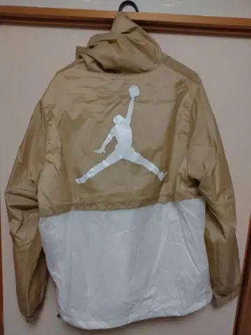 Jordan 나일론 자켓 베이지/화이트 XL