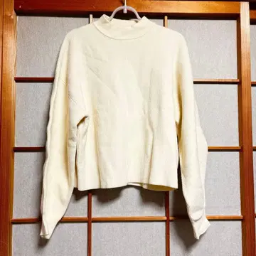 MOUSSY (마우지) 긴팔 니트 화이트